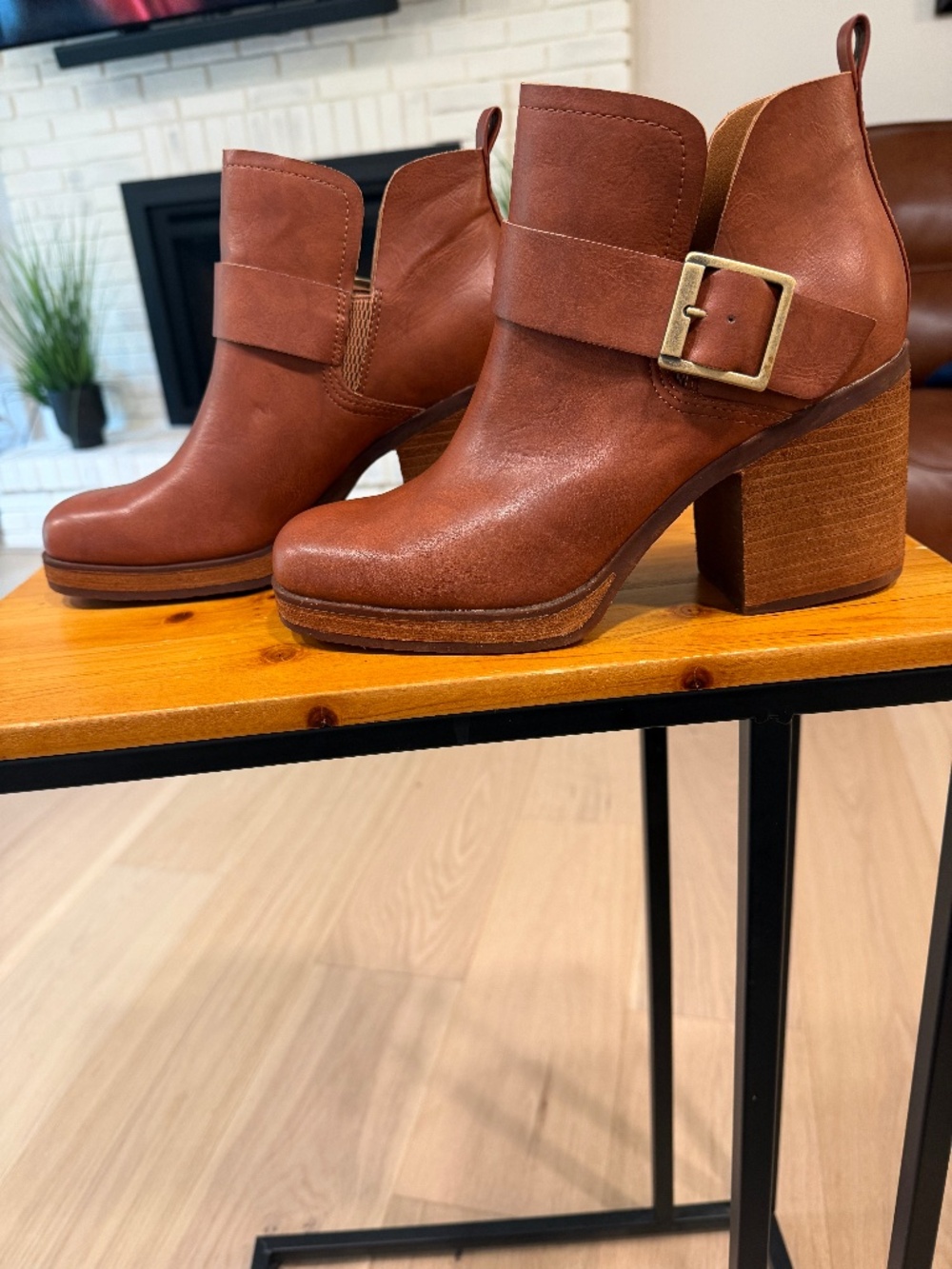 KORKS Cognac Brown Buckle Ankle Booties – Size 10B | New Without Box